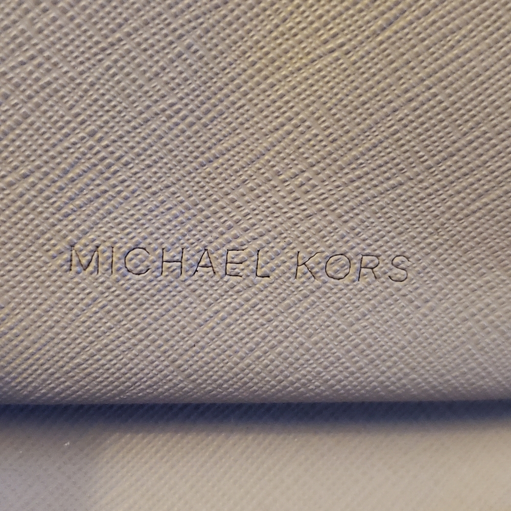 Michaels Kors Leather Wristlet Wallet - Picture 4 of 9